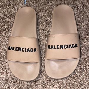 Balenciaga pool slides